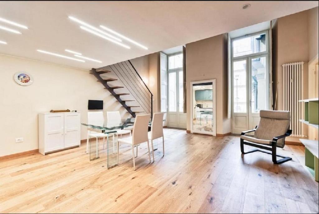 Garibaldi New Apartment Turin Bagian luar foto