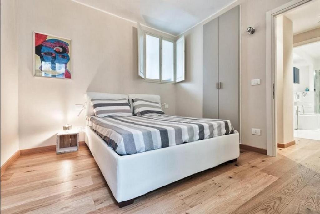 Garibaldi New Apartment Turin Bagian luar foto
